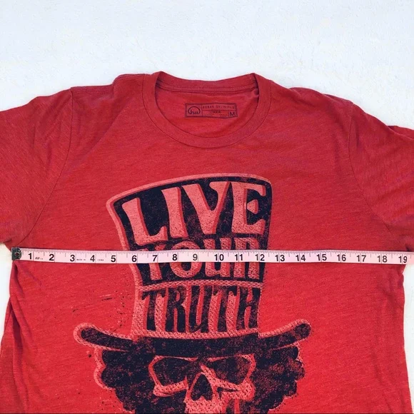 Human Unlimited, Graphic Tee, Size Medium - Picture 8 of 9